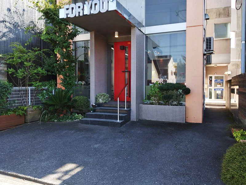 美容室 FOR YOU 本店の駐車場